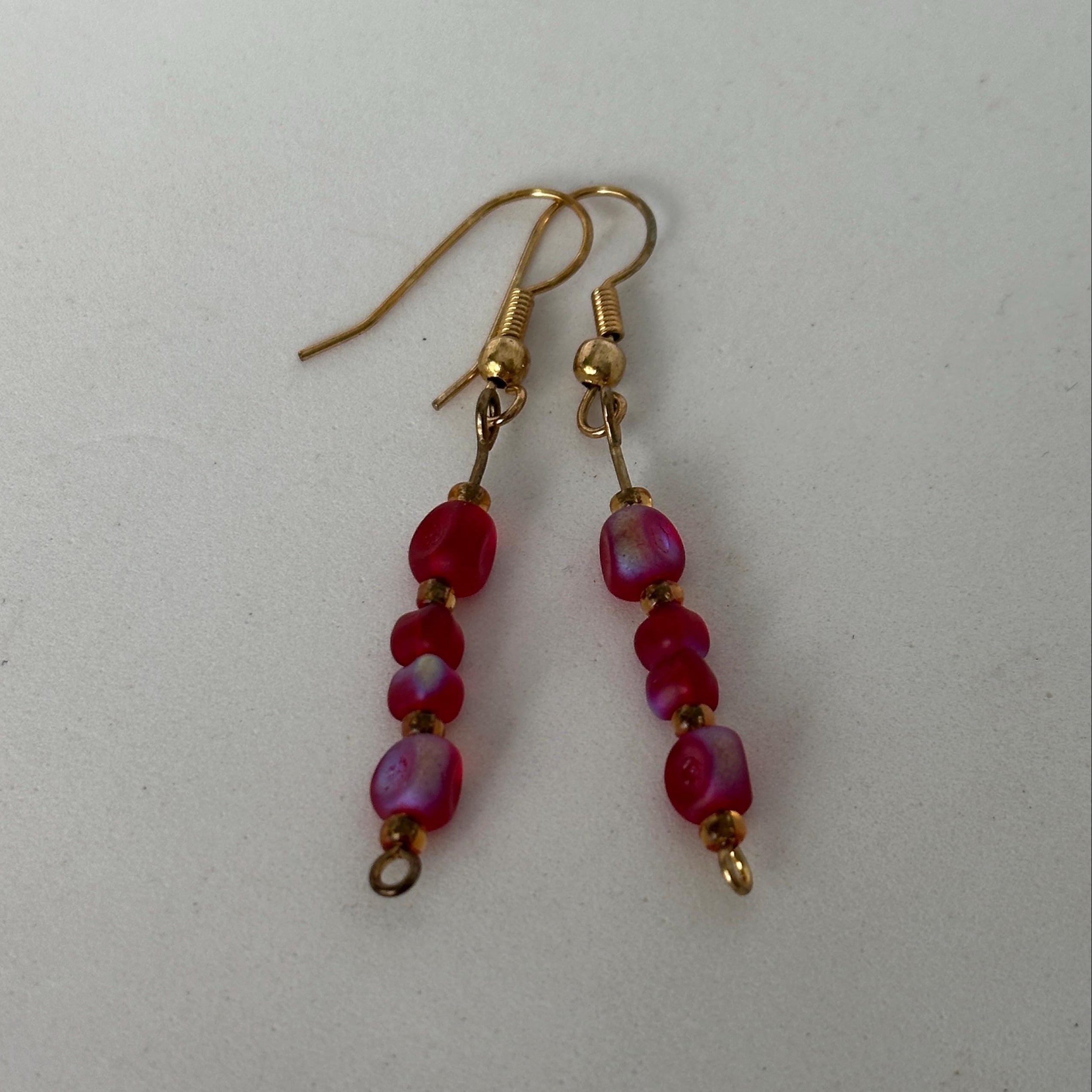 Red AB Druk Dangle Earrings