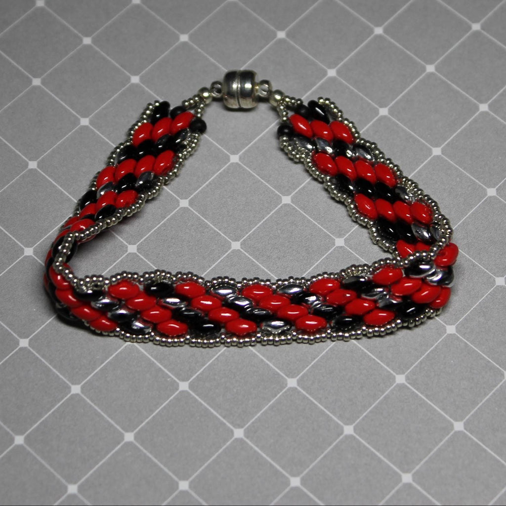Super Duo Peyote Bracelet in Red & Black Camo