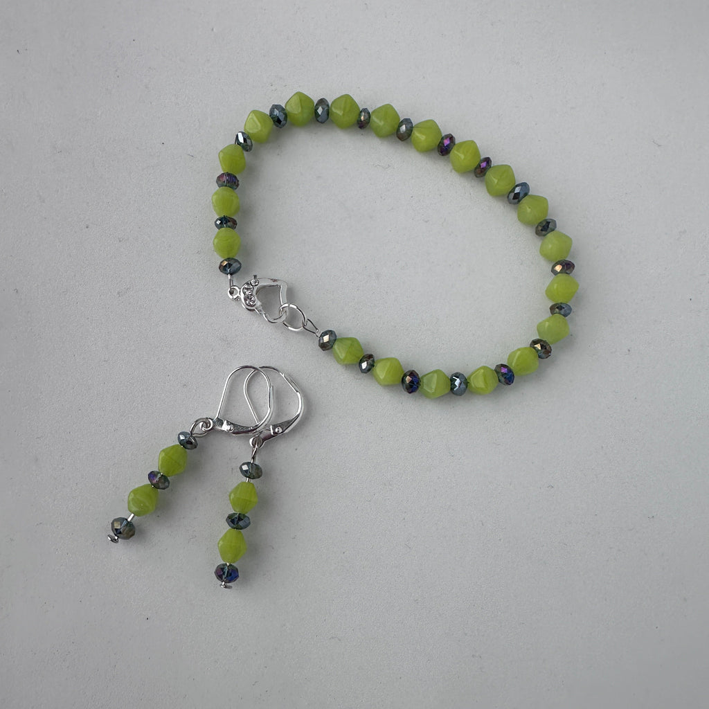 Lime Green Czech Glass Bracelet & Earring Set