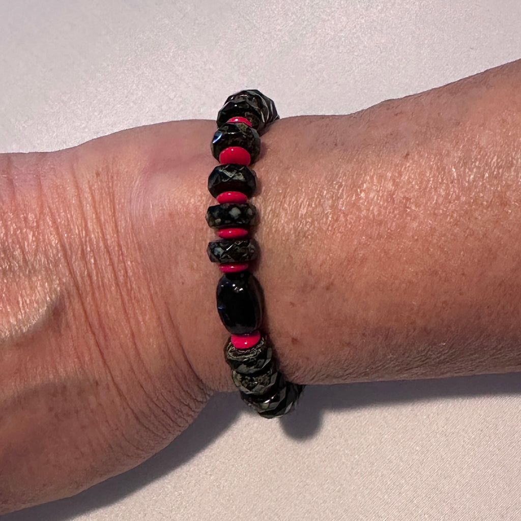 Black Camo Stretch Beaded Bracelet with Red Accents