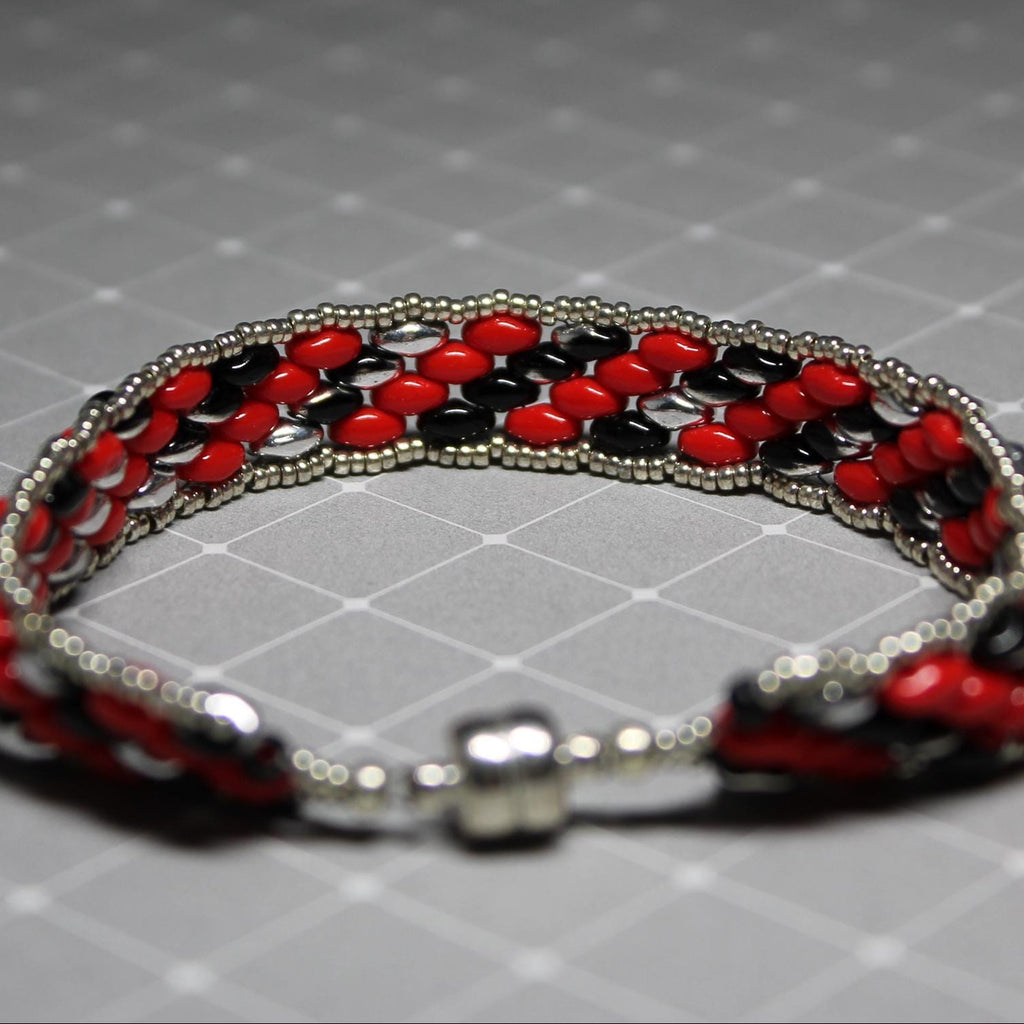 Super Duo Peyote Bracelet in Red & Black Camo
