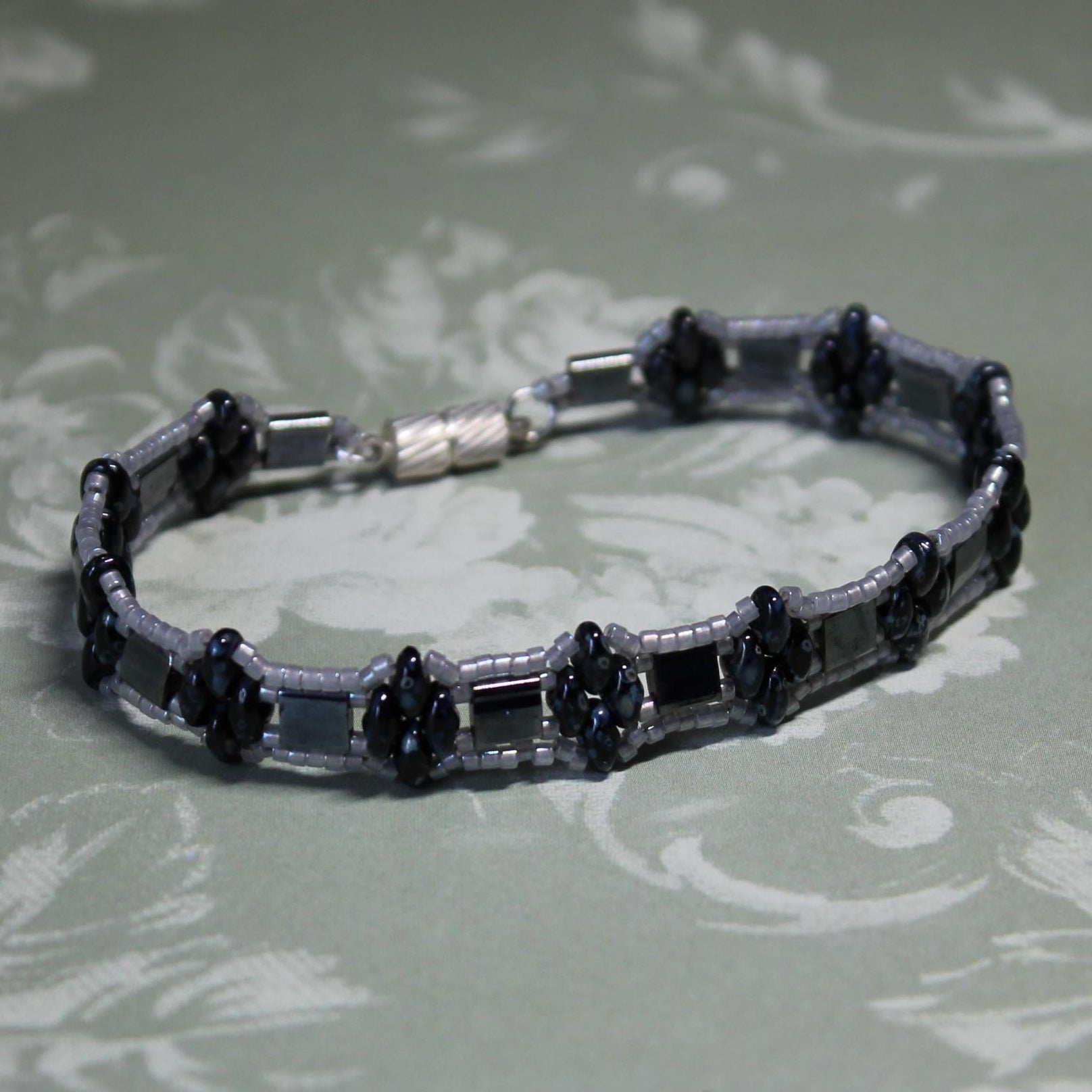 Two-Tone Black & Grey Duo Bead Bracelet