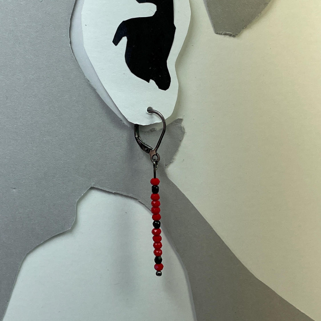 Simple Minimalist Earrings - Red/Black