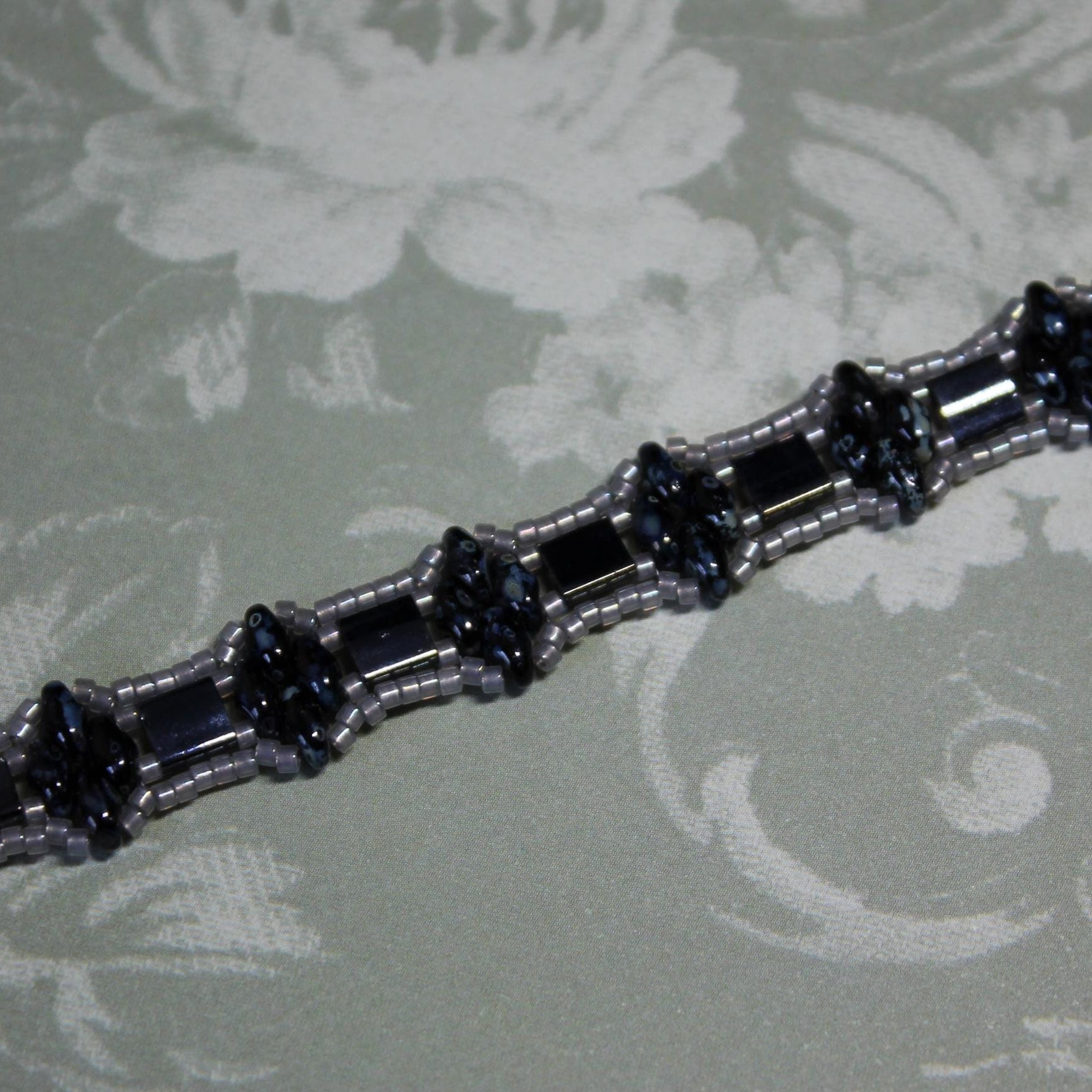 Two-Tone Black & Grey Duo Bead Bracelet